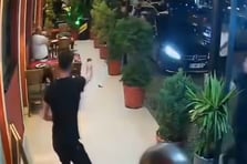 İş yerine düzenlenen silahlı saldırıda 2 çalışan yaralandı