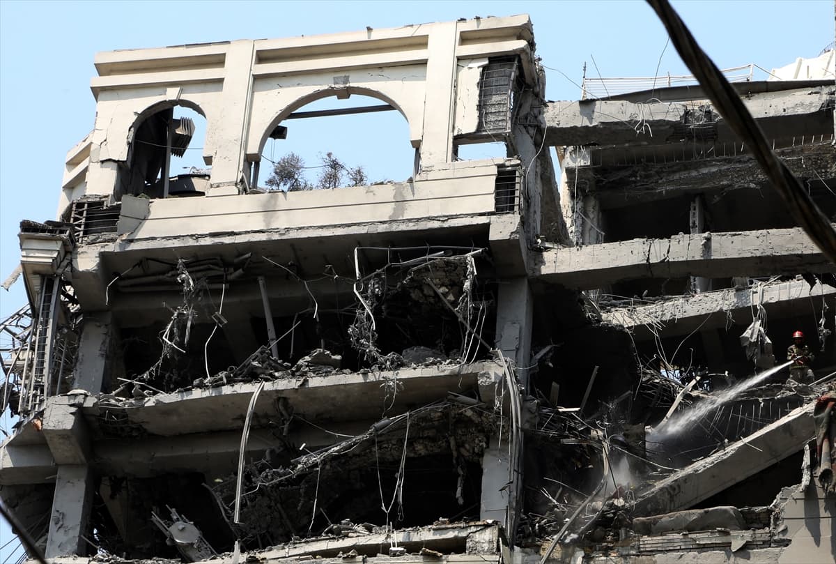 İsrail ordusu İrana saldırdı: İran'daki hasar görüntülendi