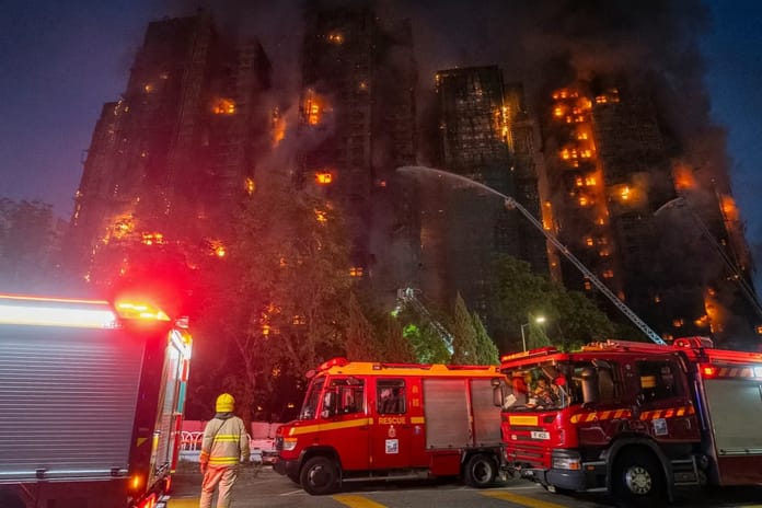 Hong Kong TAI PO yangınında hayatını kaybedenler için 3 gün yas ilan etti