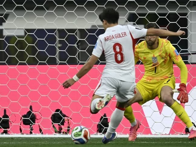 A Milli Futbol Takımı, Dünya Kupası'na galibiyetle veda etti