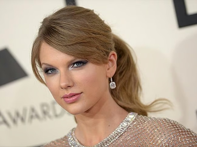 Taylor Swift'in evinin çevresinde insan kalıntıları bulundu