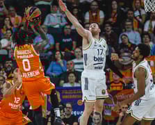 Galibiyet serisi İspanya'da kaldı: Fenerbahçe, EuroLeague'de çift maç haftasına mağlubiyetle başladı