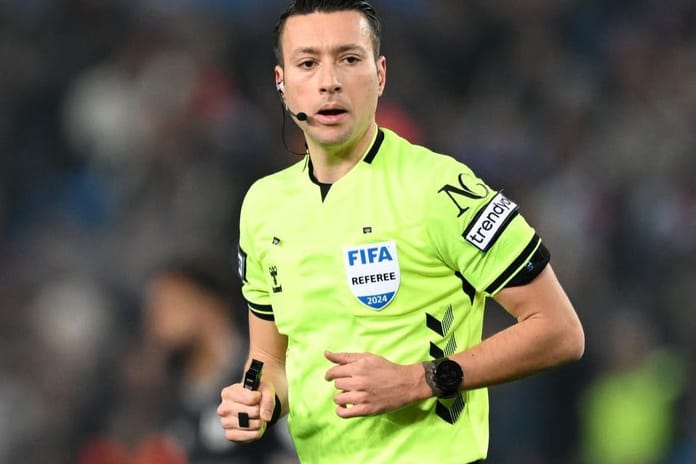 UEFA'dan Zorbay Küçük'e kritik görev: Kosova'daki eleme maçını Türk hakem ekibi yönetecek