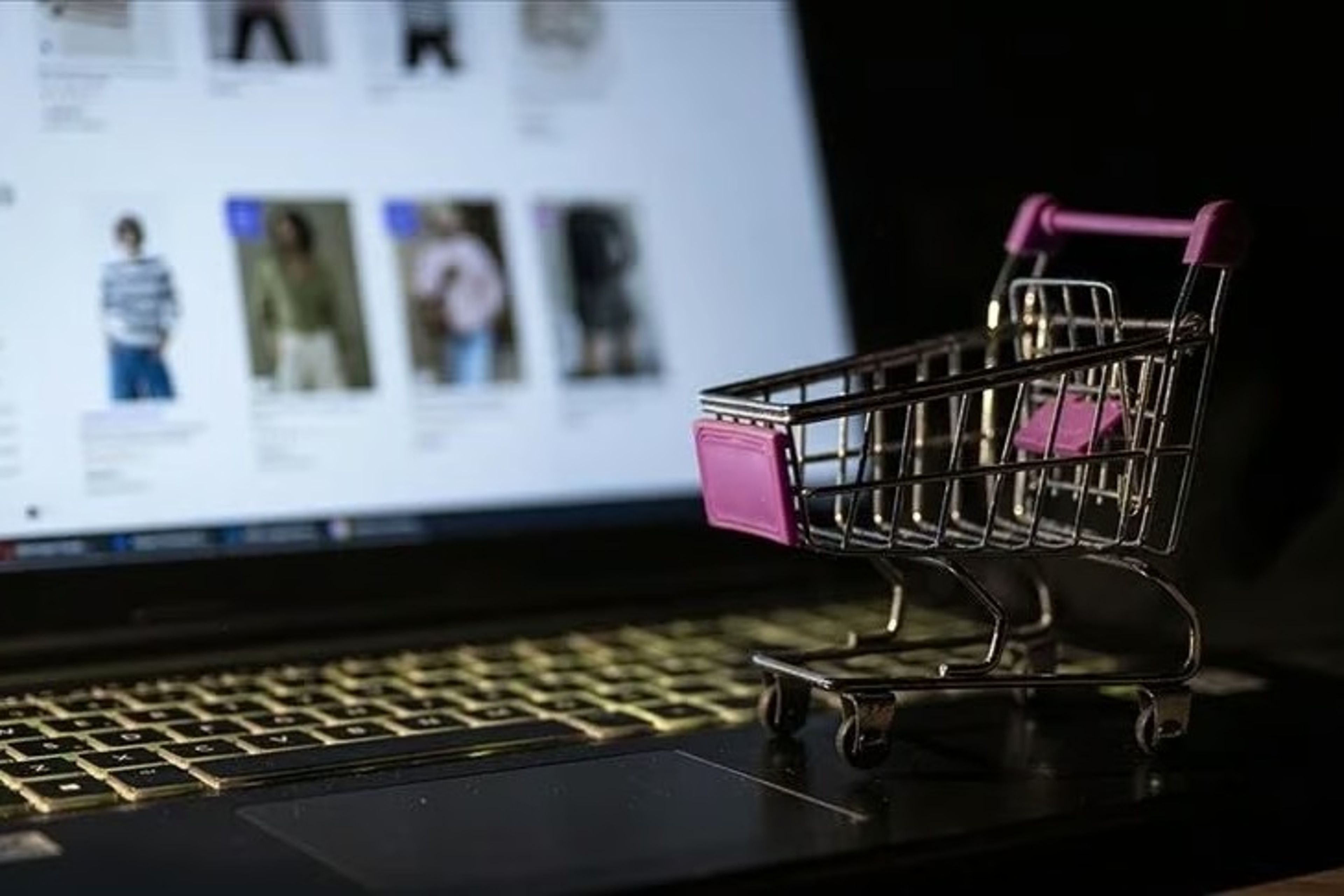 Türkiye'de e-ticarette işlem sayısı son 5 yılda 1 milyardan 7 milyara çıktı