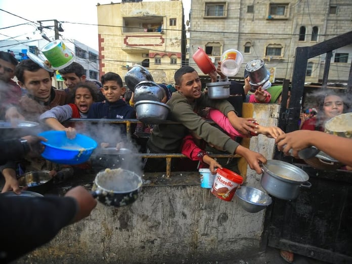 İsrail Gazze'de açlığı silah olarak kullanıyor