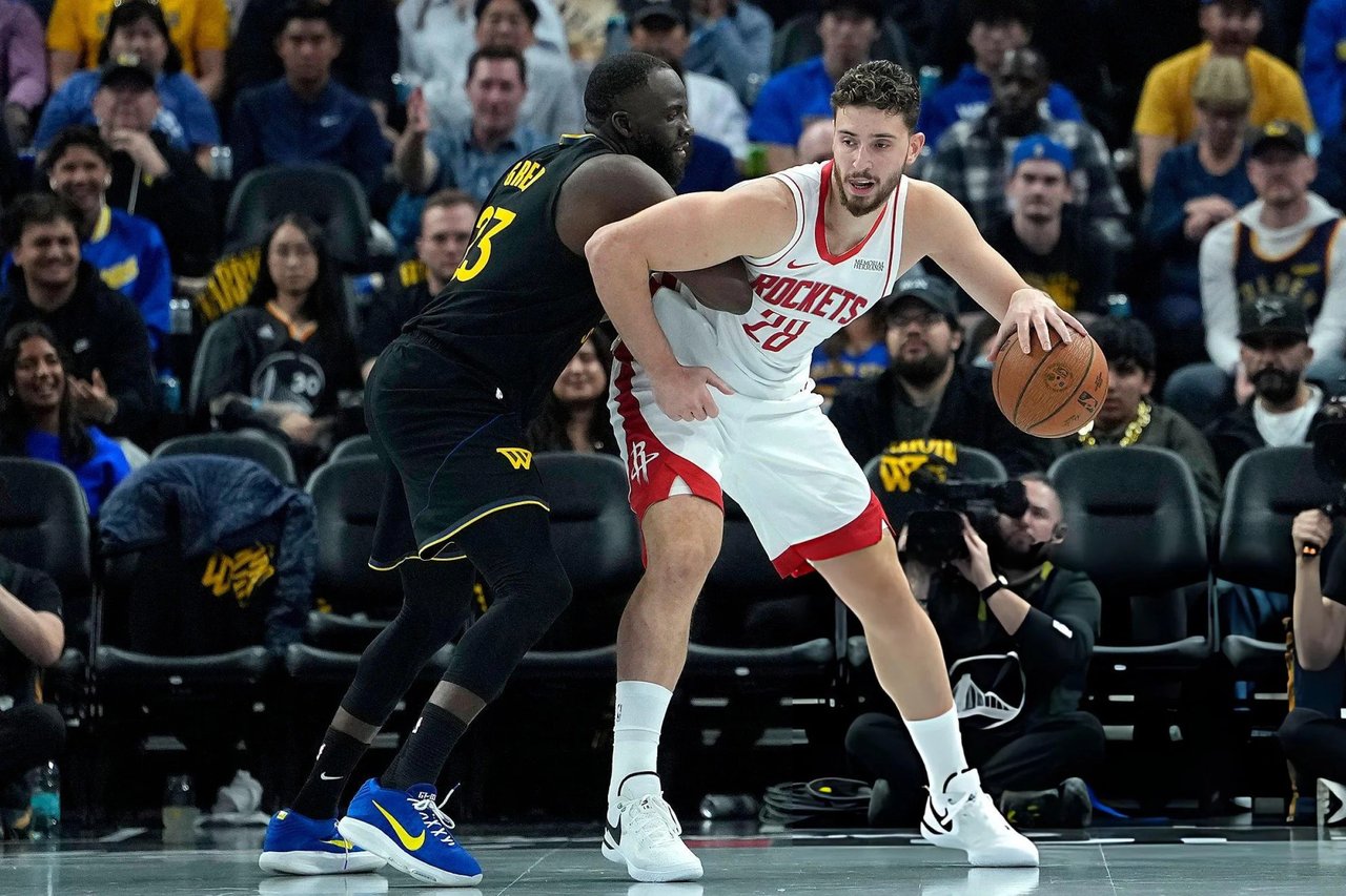 Alperenli Rockets Warriors'ı devirdi