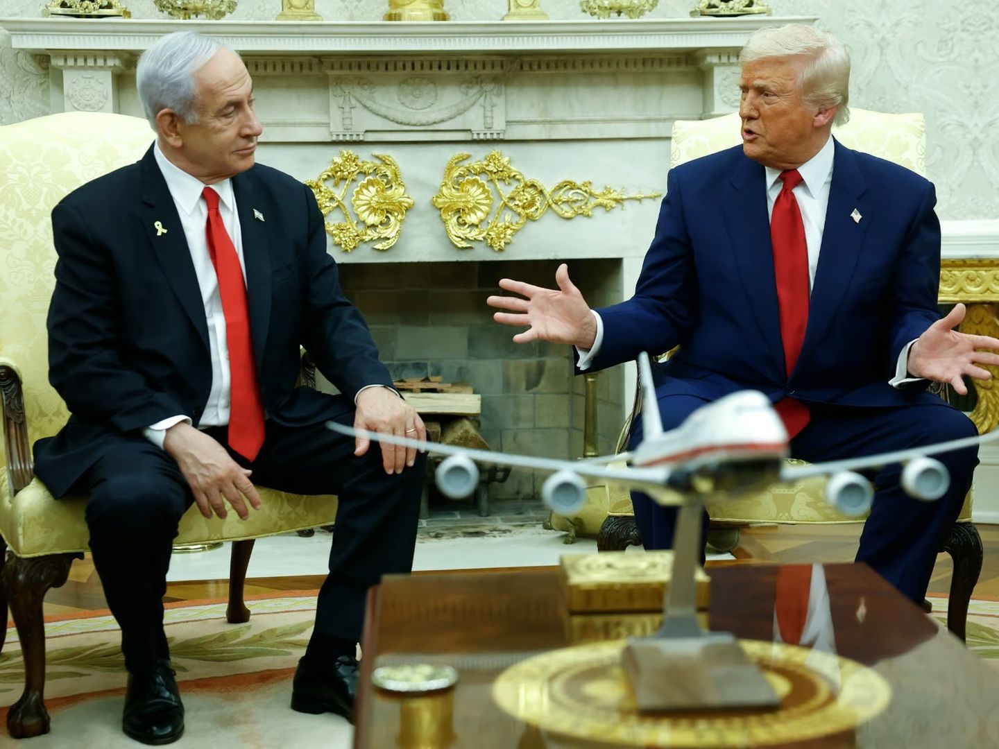 Trump duyurdu: İsrail'in Lübnan'ı bombalaması yasaklandı