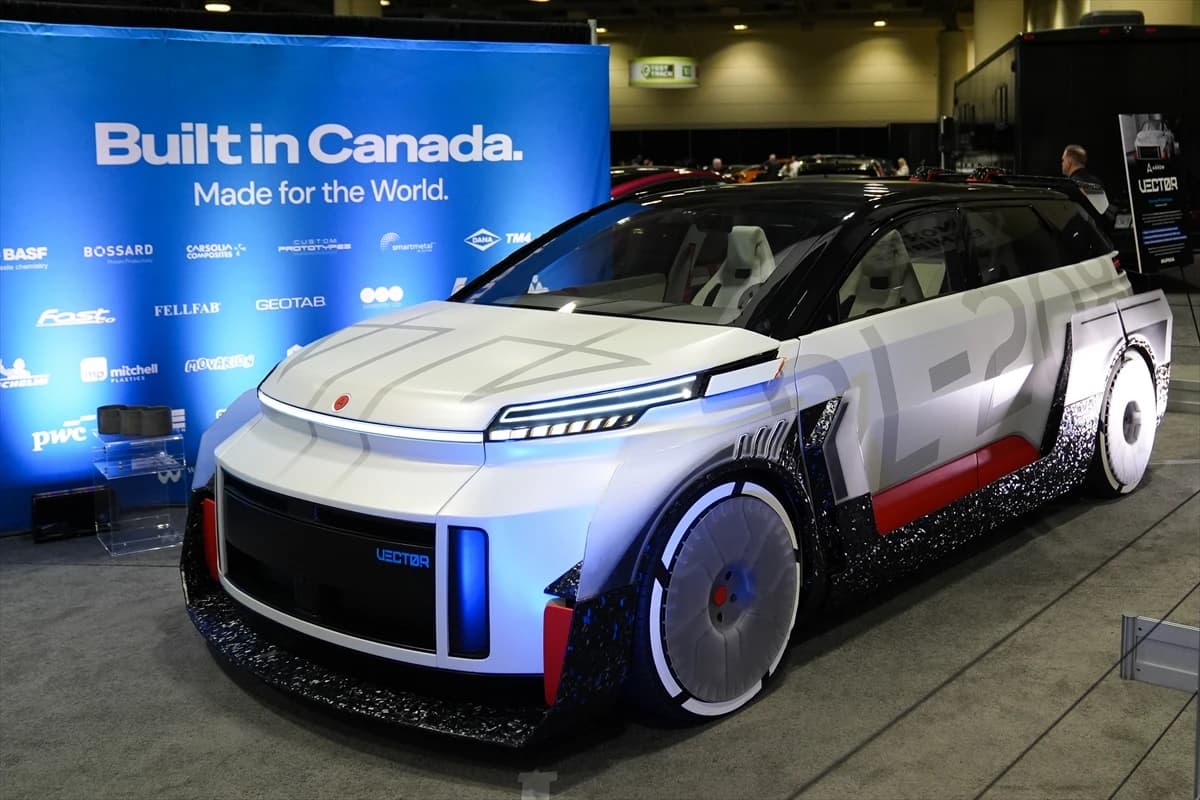 Kanada otomobil fuarı 1.275 beygirlik asfalt canavarı McLaren W1'e ev sahipliği yapacak