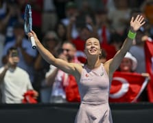 Avustralya Açık’ta Türk rüzgarı: Zeynep Sönmez Melbourne’de tarih yazdı