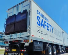 Londra'da büyük soygun: 12 bin akıllı telefon taşıyan tır çalındı