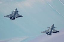 İki Bayraktar KIZILELMA, akıllı filo otonomisiyle kol uçuşu gerçekleştirdi