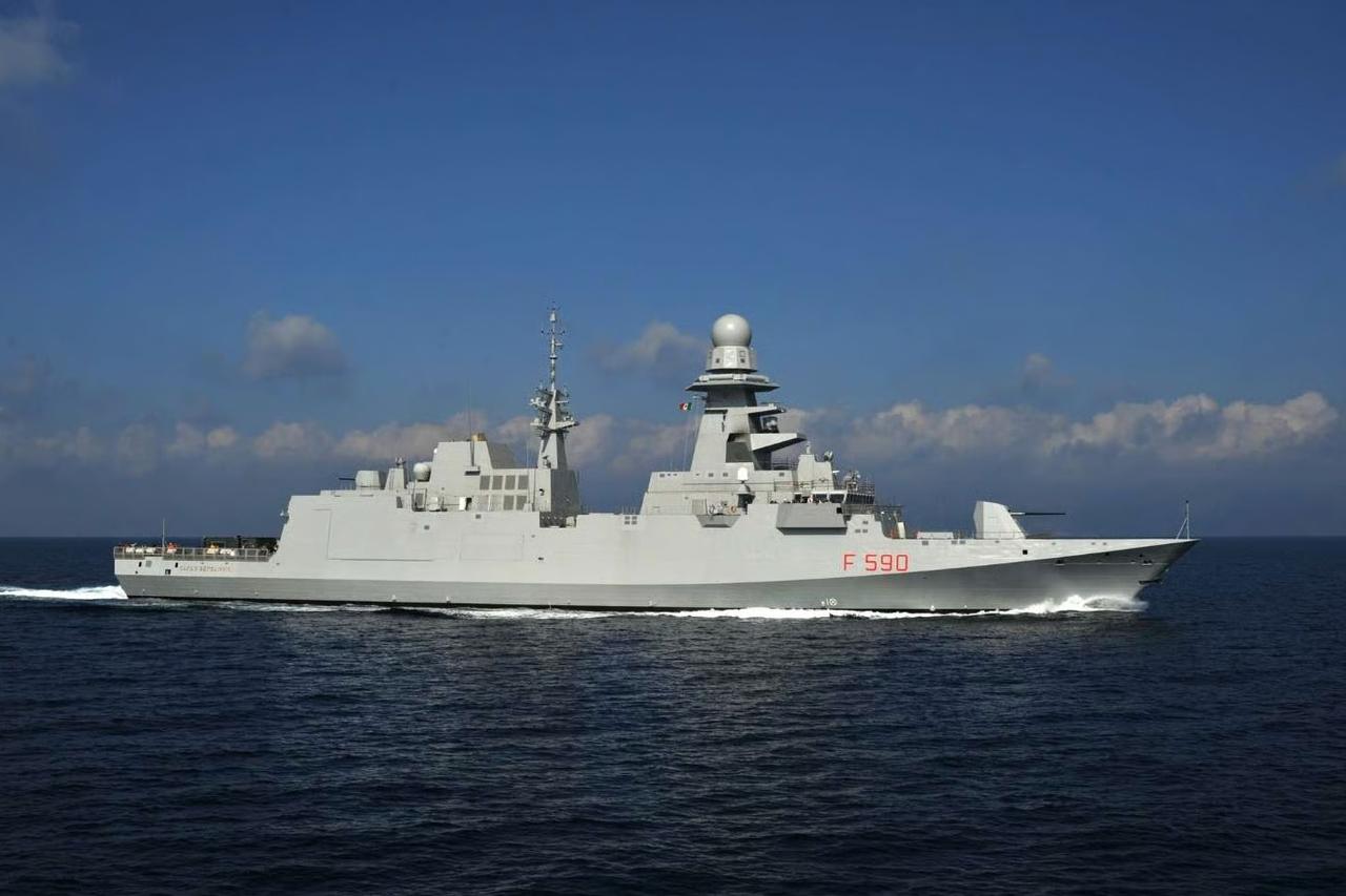 İtalya fırkateyn filosunu güçlendiriyor