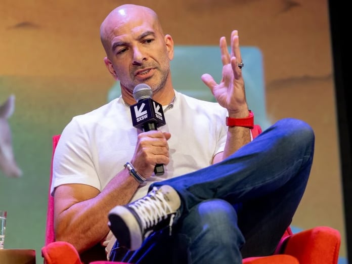 Dünyaca ünlü doktor Epstein bağlantısı ifşa olunca istifa etti