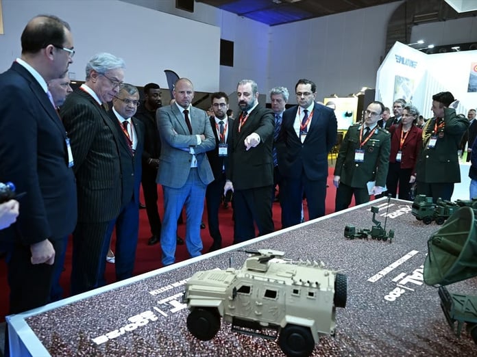 Belçika Savunma Bakanı Francken Türkiye savunma sanayiini övdü