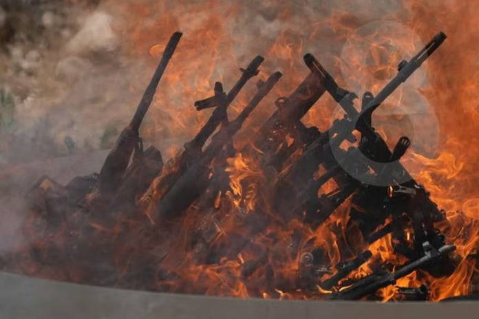 Terörsüz Türkiye sürecinde tarihi gün: PKK'lı ilk grup silah bıraktı