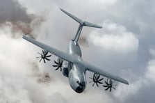 Almanya A400M nakliye uçağı filosunu tamamladı son teslimat yapıldı
