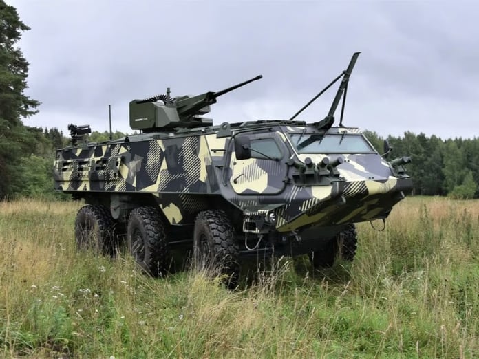 Almanya, 2 milyar avroluk modernizasyon kapsamında ilk 5 Patria 6x6 zırhlı aracı teslim aldı