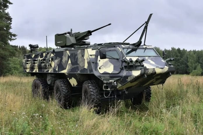 Almanya, 2 milyar avroluk modernizasyon kapsamında ilk 5 Patria 6x6 zırhlı aracı teslim aldı