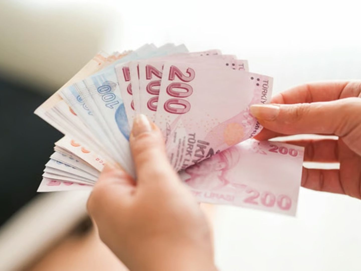 Vatandaş beklemeye geçti sektör durma noktasına geldi