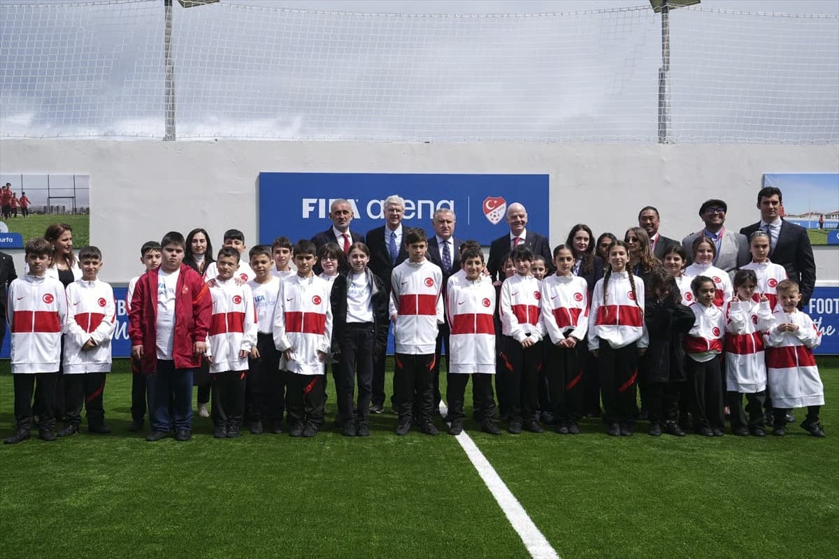 FIFA Arena Türkiye etabı Riva’da açıldı