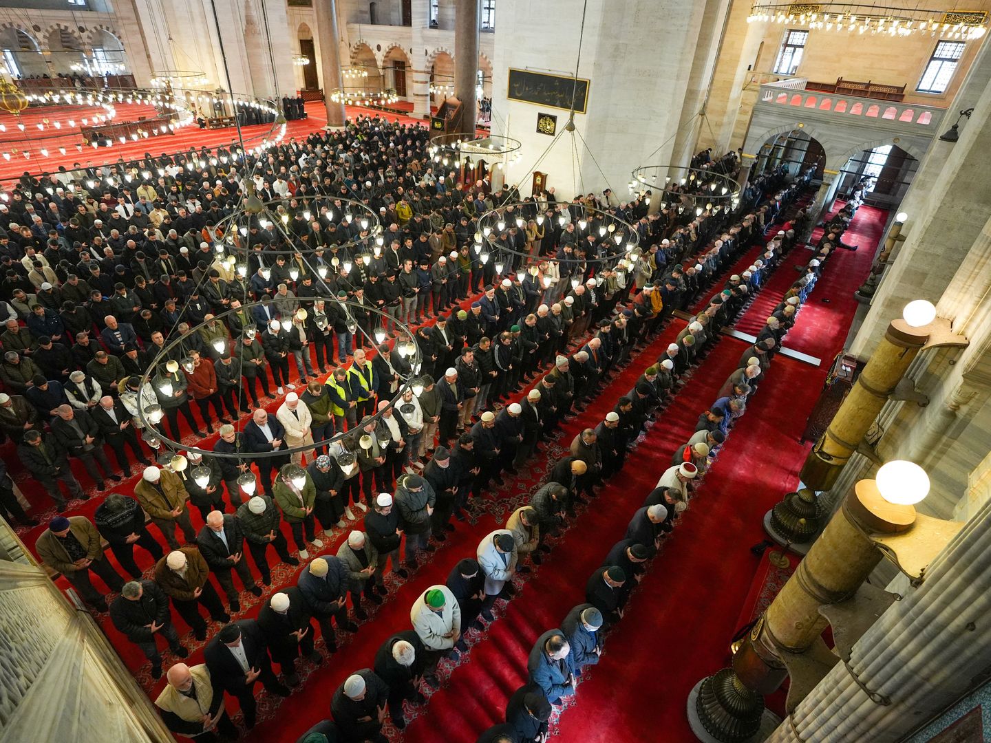 Cuma namazı saati 28 Kasım | Diyanet ile Ankara, İzmir, İstanbul cuma namazı saati kaç?