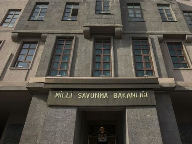 MSB'den 3’üncü Ana Jet Üs Komutanlığı açıklaması