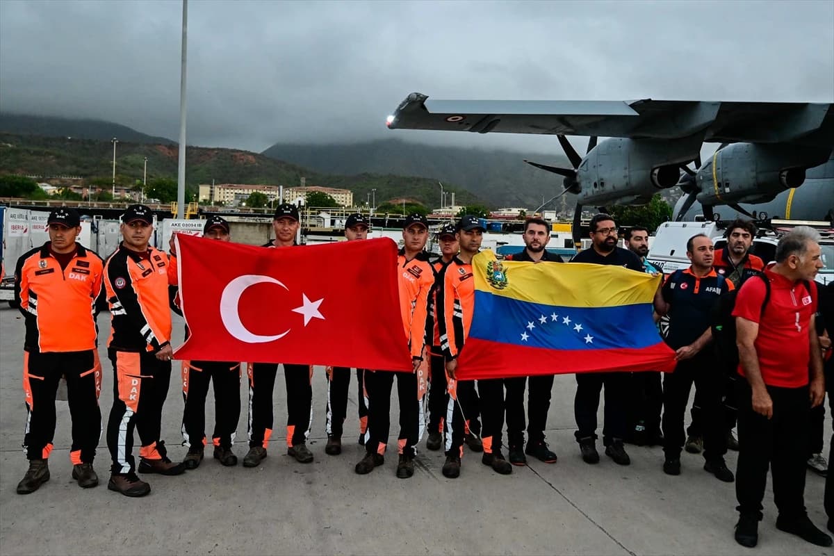Türkiye’nin arama kurtarma ekipleri depremle sarsılan Venezuela’ya ulaştı