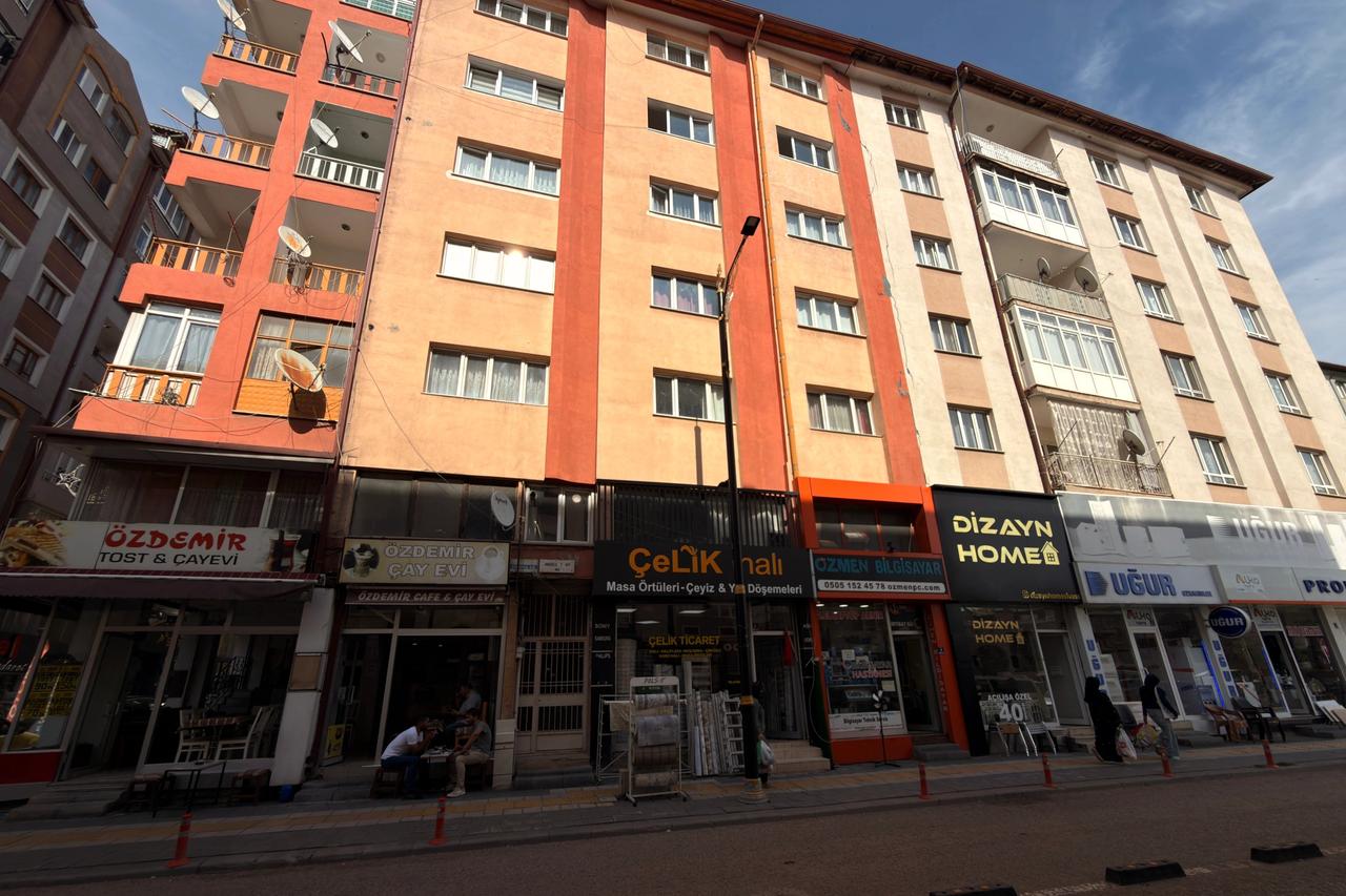 Sivas'ta korkunç iddia: Otizmli kardeşini 4. kattan attı