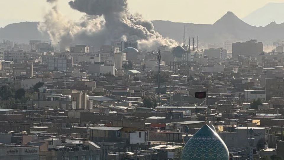 İsrail - ABD Kum'a saldırdı