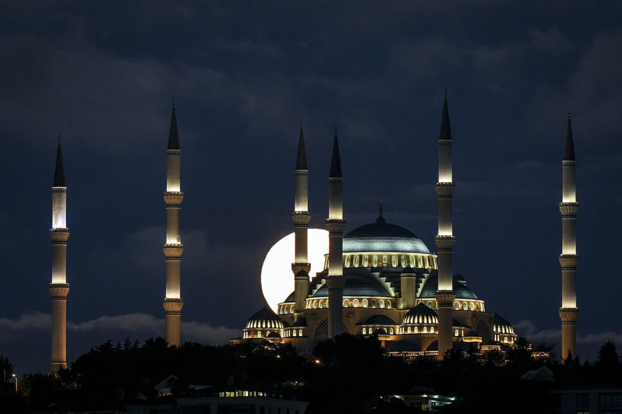 Kadir Gecesi ne zaman? Diyanet takvimiyle 2026 Kadir Gecesi ayın kaçında, hangi tarihte idrak edilecek?
