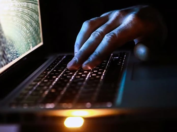 MİT'ten siber suç şebekesine operasyon! 9 ilde 12 gözaltı