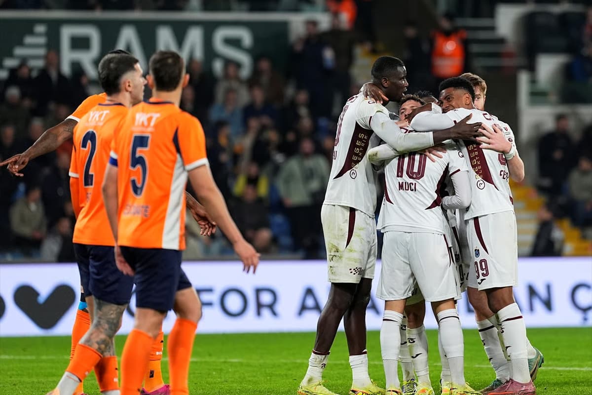 Trabzonspor, Başakşehir'i son saniyede yıktı!