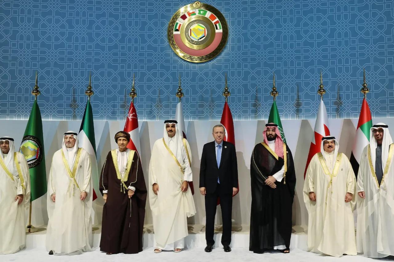 Arab News: Arap Devletleri için Türkiye'nin stratejik önemi artıyor