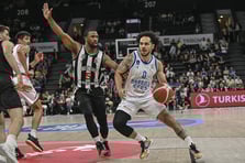 Basketbol Süper Ligi'nde finalin adı belli oluyor: Beşiktaş ile Anadolu Efes serinin kader maçında karşı karşıya