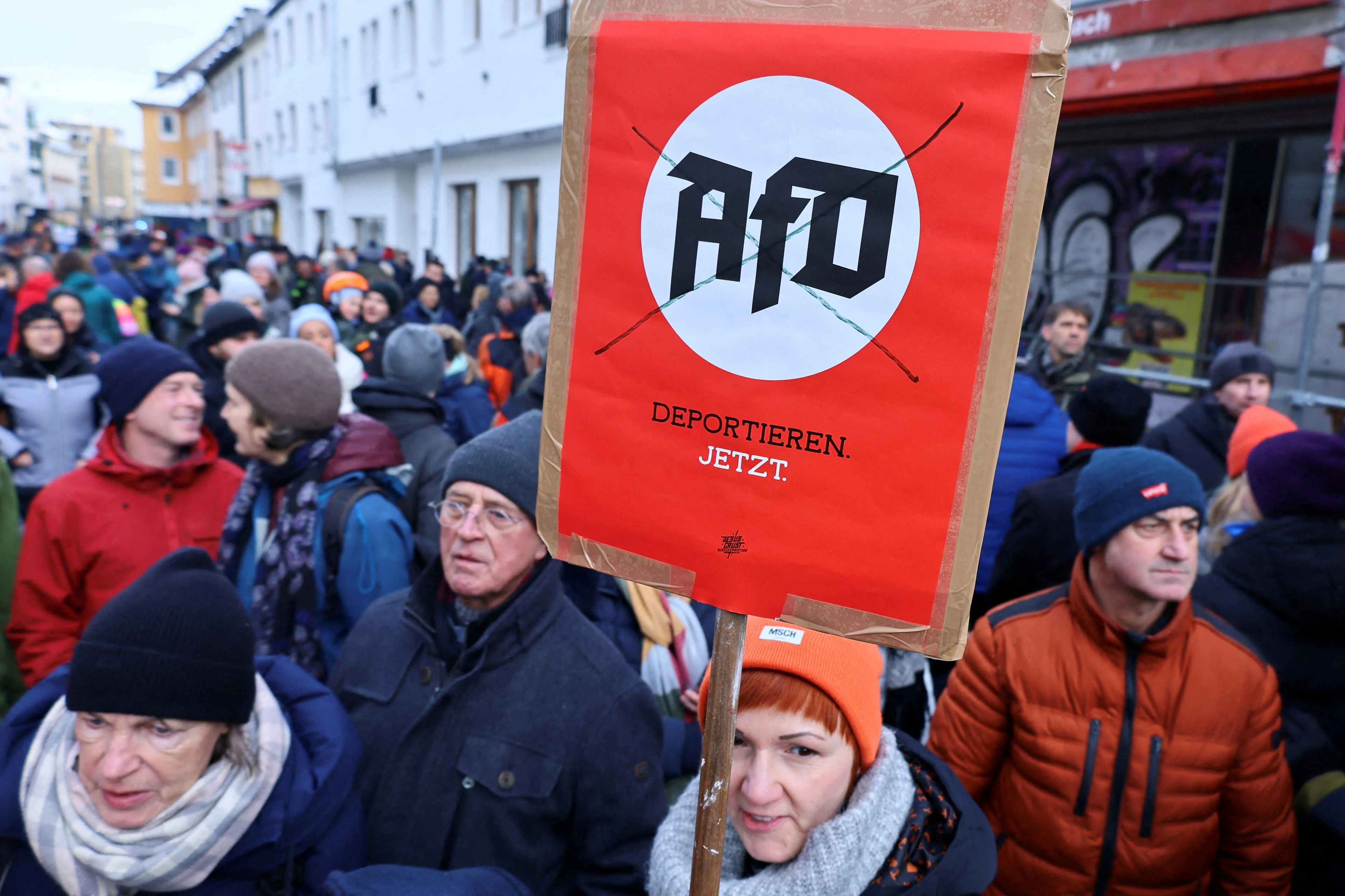 Almanya’da AfD’ye aşırılık damgası yargıya taşındı