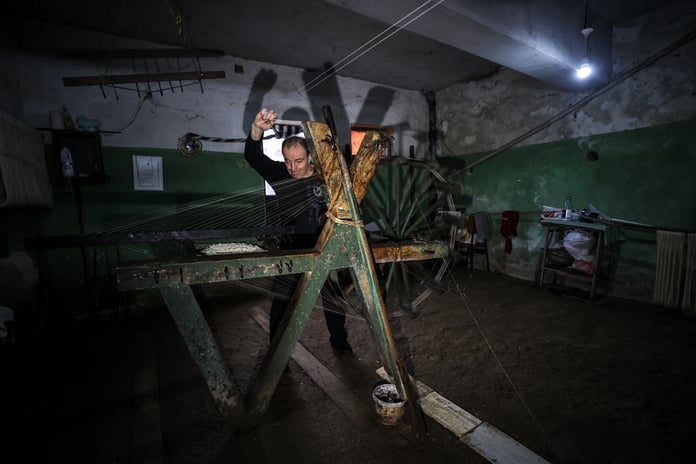 300 renkli kartela ile geleneksel boyama