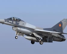 Romanya, Norveç’ten iki adet daha F-16 savaş uçağı teslim aldı
