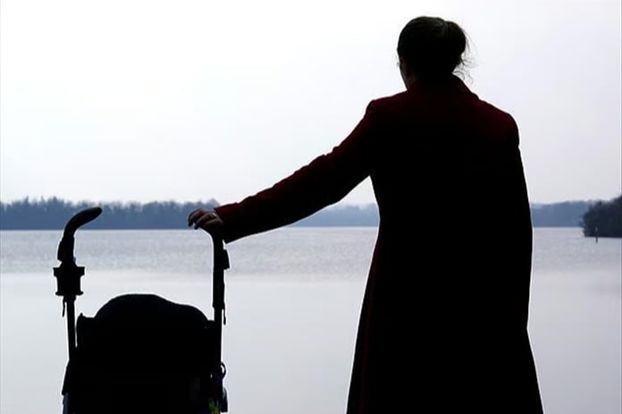 Çalışan ailelere müjde: Annelik ve babalık izinleri artıyor