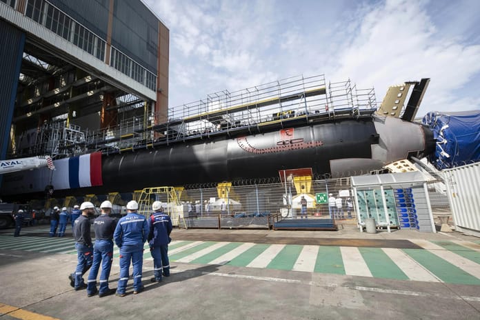 Fransa dördüncü Barracuda Sınıfı Nükleer Denizaltısını denize indirdi