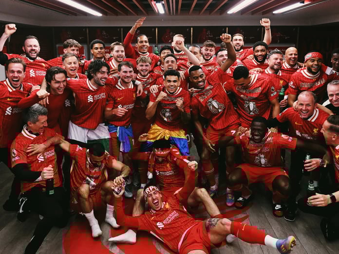 Liverpool, Premier Lig'in bitimine 4 hafta kala şampiyonluğunu ilan etti