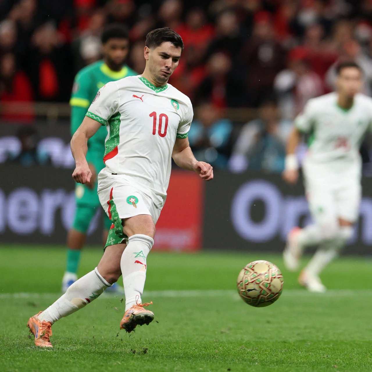 Brahim Diaz kaçırdı, Mendy kurtardı
