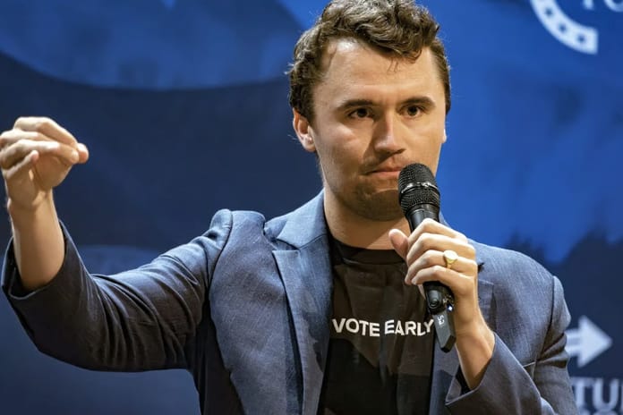 ABD Charlie Kirk’in öldürülmesini eleştiren altı yabancının vizesini iptal etti