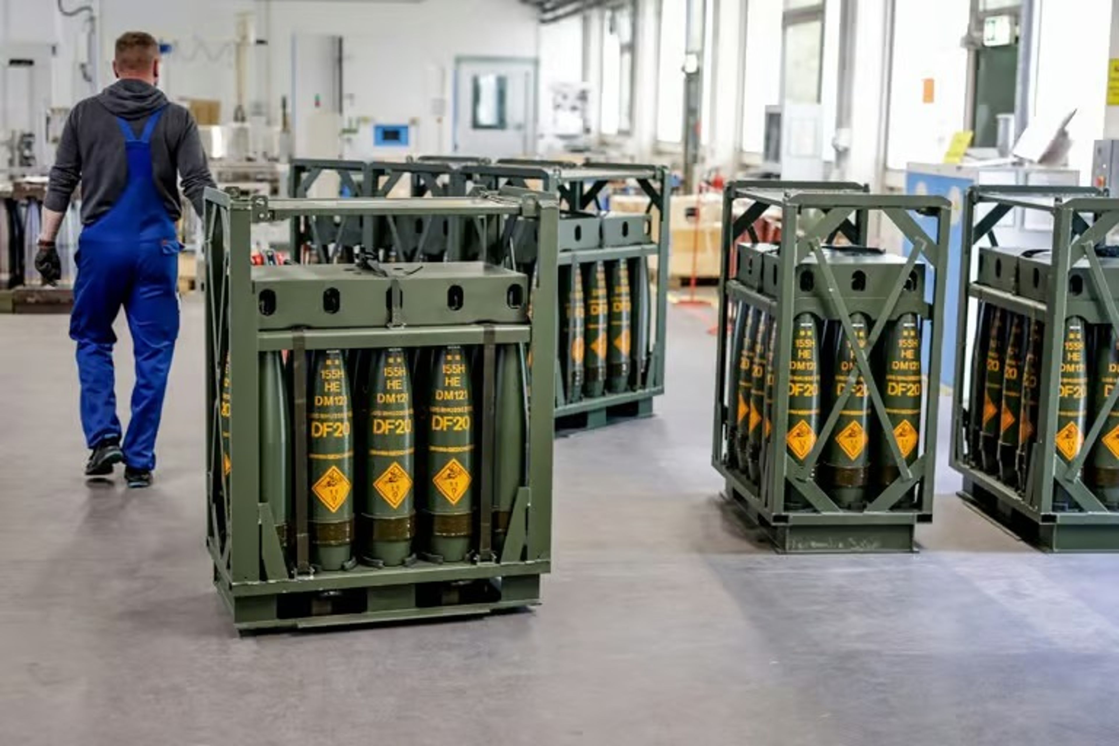 Rheinmetall’den Doğu Avrupa’ya 444 milyon euroluk topçu mühimmatı siparişi