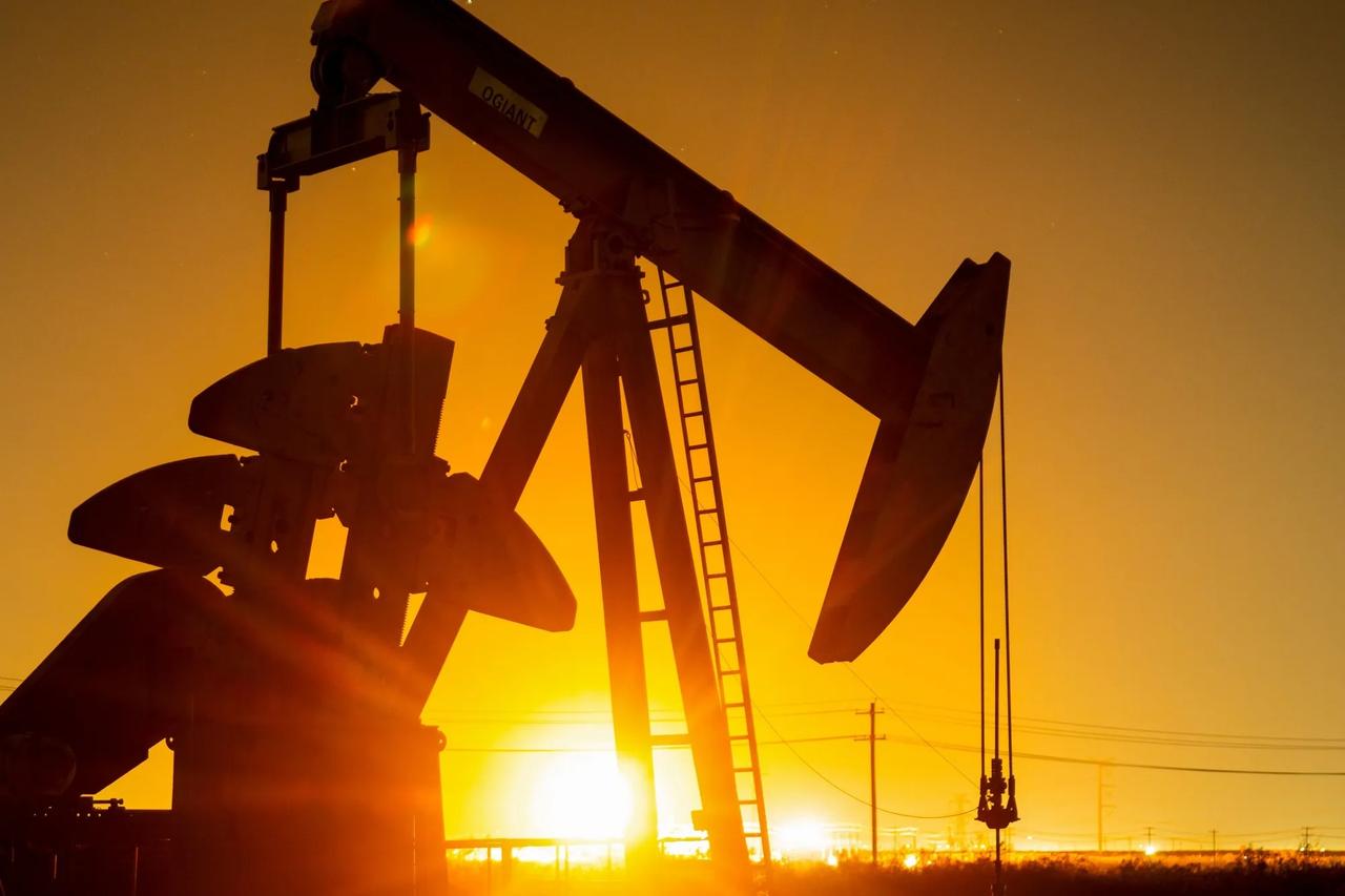 ABD'nin petrol rezervleri alarm düzeyine geriledi!
