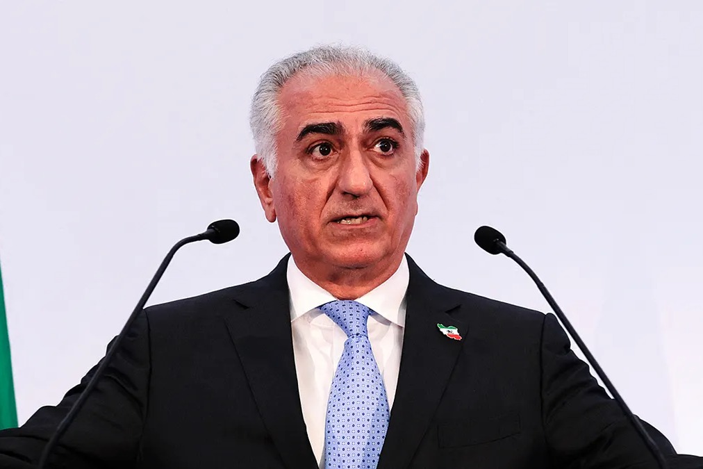 Exiled Iranian Prince Rejects Future Leadership