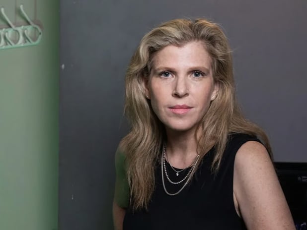 İsrailli yapımcı Dana Eden Atina’da otel odasında ölü bulundu