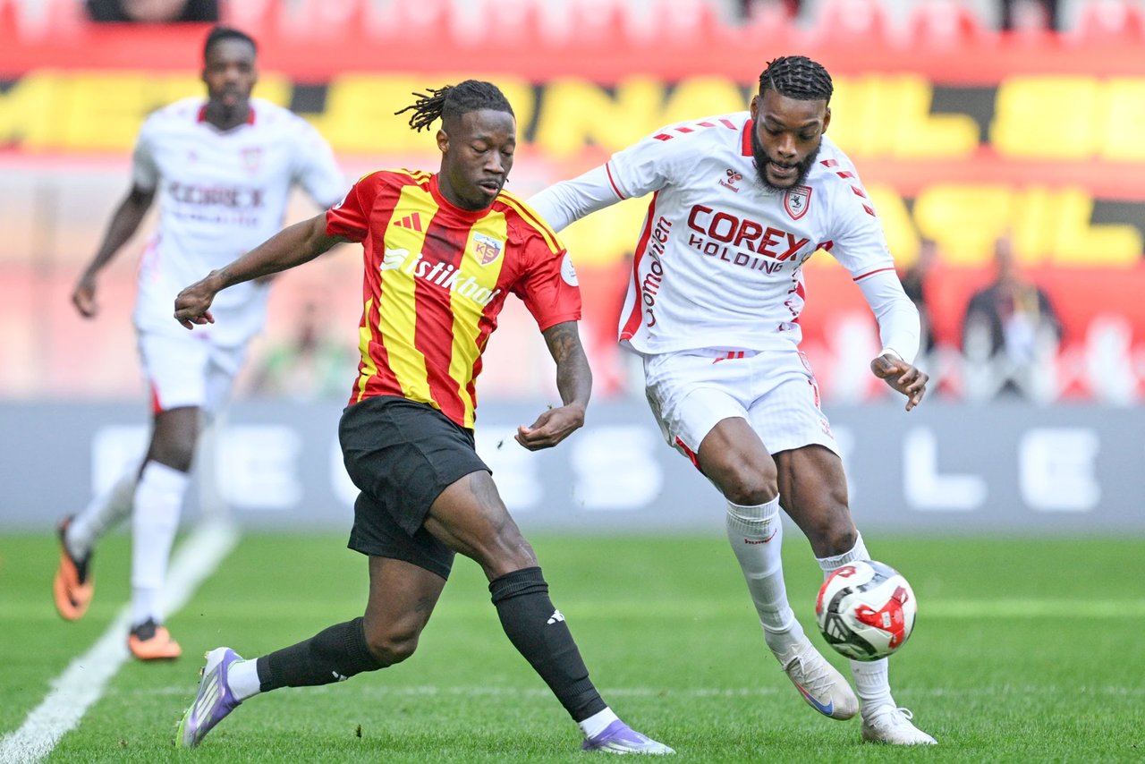 Samsunspor Kayserispor'u ağırlıyor