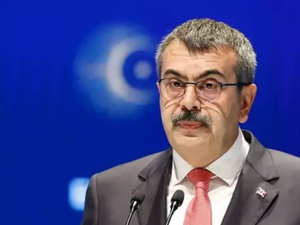 Zorunlu lise eğitimi 2 yıla mı düşüyor? Milli Eğitim Bakanı Yusuf Tekin açıkladı