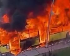 Sefer sırasında İETT otobüsü alev alev yandı