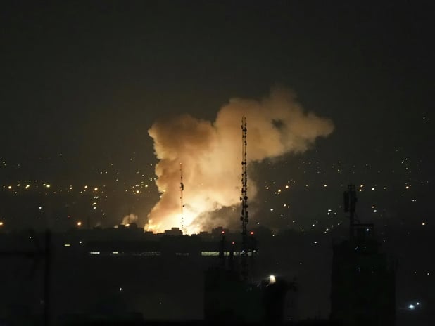 İsrail İran'daki nükleer tesisleri vurdu